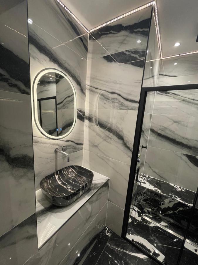 Luxury Apartment Edinburgh Centre With Steam Room 외부 사진